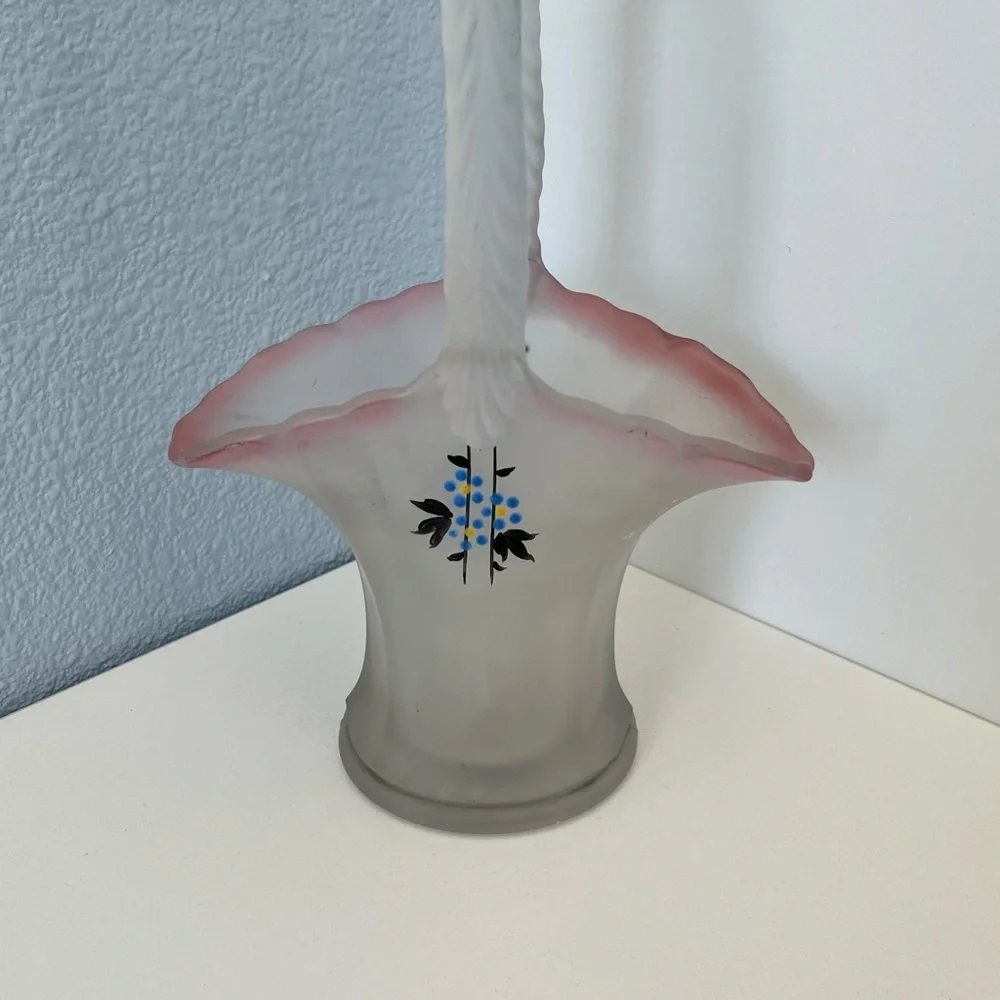 Vintage Westmoreland Frosted Pink and Gray Vase - Picture 3 of 7